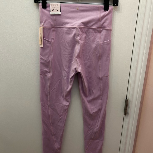 Victoria's Secret Lilac High-Rise Active Leggings - Picture 3 of 4